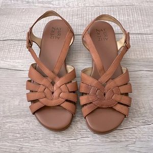 Women’s Leather Sandles